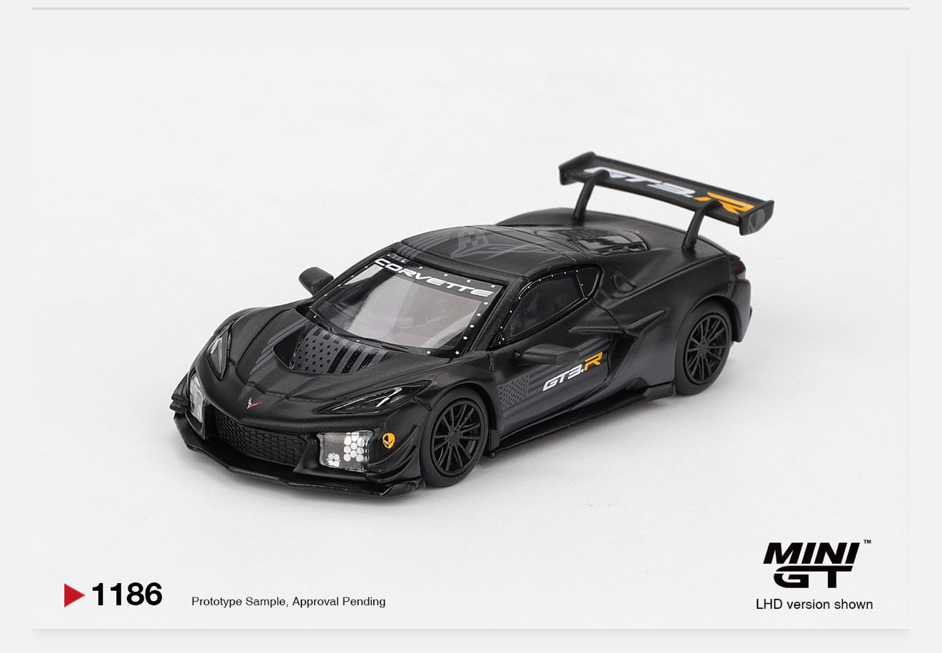 ミニカー MINI GT  M6 GT3 1/64 MiniGT 1:64 Chevrolet Corvette Z06 GT3.R Road America Test Car