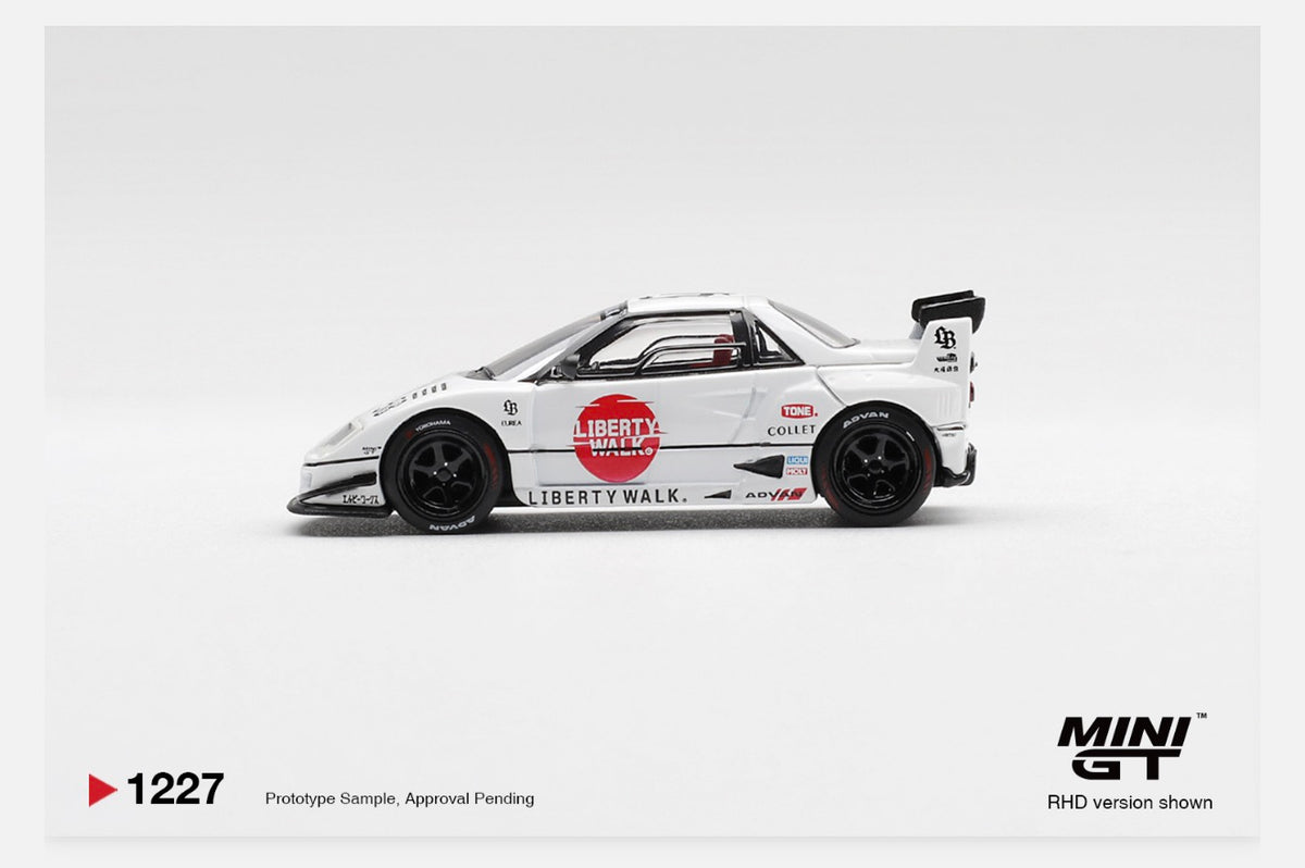 MiniGT 1:64 Mazda AZ-1 Liberty Walk LB40 LB-Hinomaru #1227