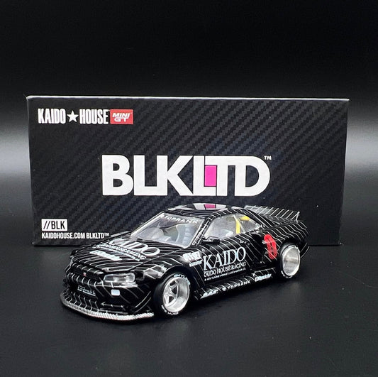 Kaido House 1:64 BLKLTD Nissan Skyline GT-R (R34) Kaido Works Gloss Black With CHASE Pin - KHMG050