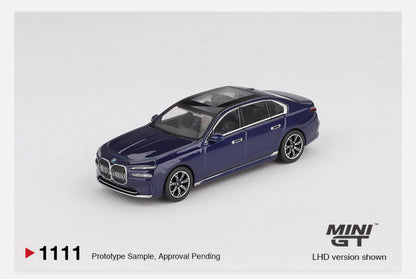 MiniGT 1:64 BMW i7 xDrive60 Tanzanite Blue Metallic #1111