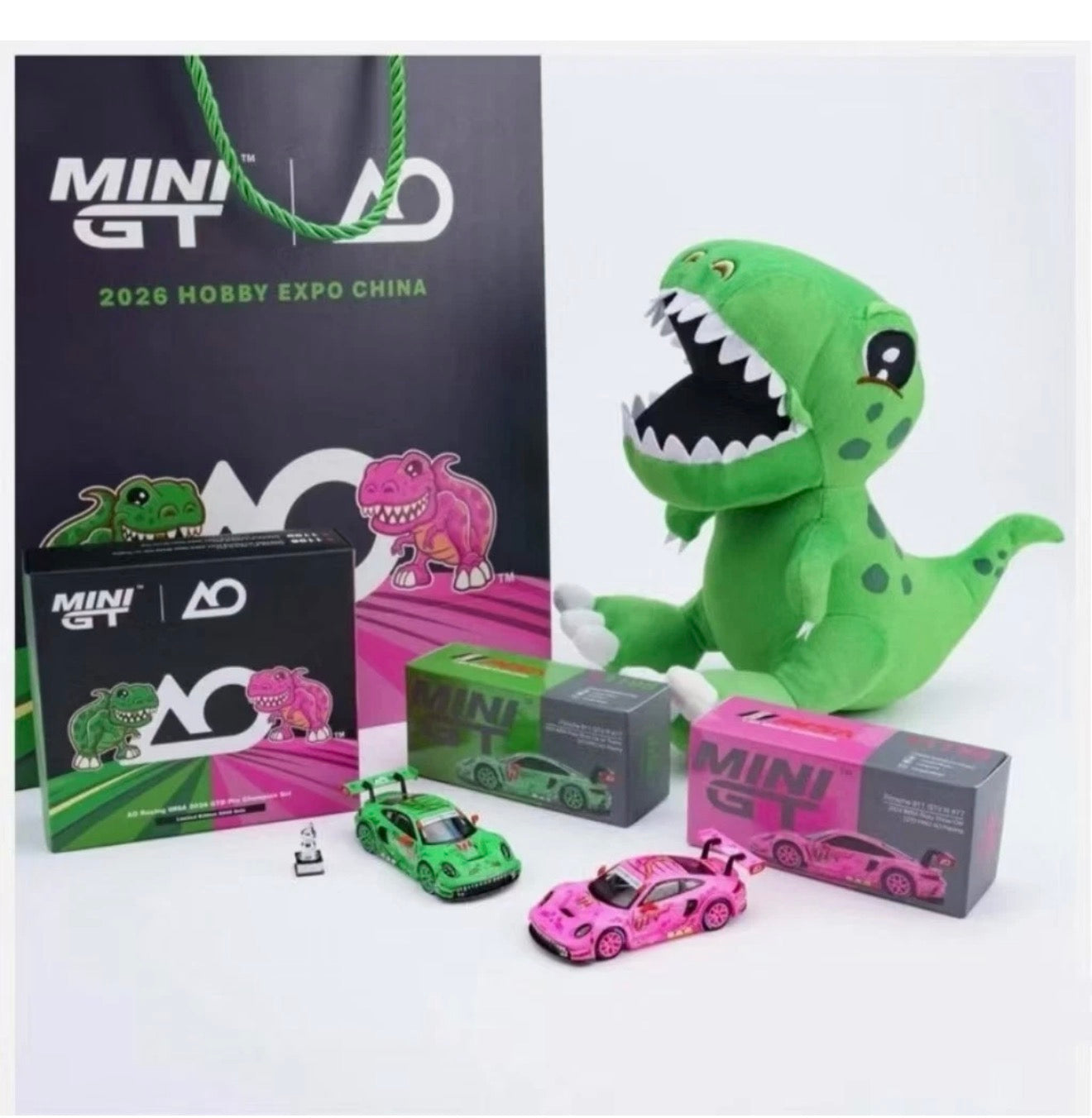 MiniGT 1:64 AO Racing Porsche 911 Rexy/Roxy Box Set With Bag & Rexy Plush