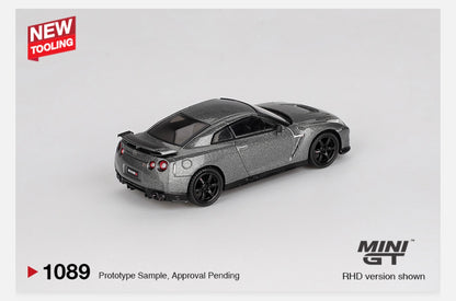 MiniGT 1:64 Nissan GT-R 2013 Dark Metal Gray - NISMO R35 CRS Version #1089
