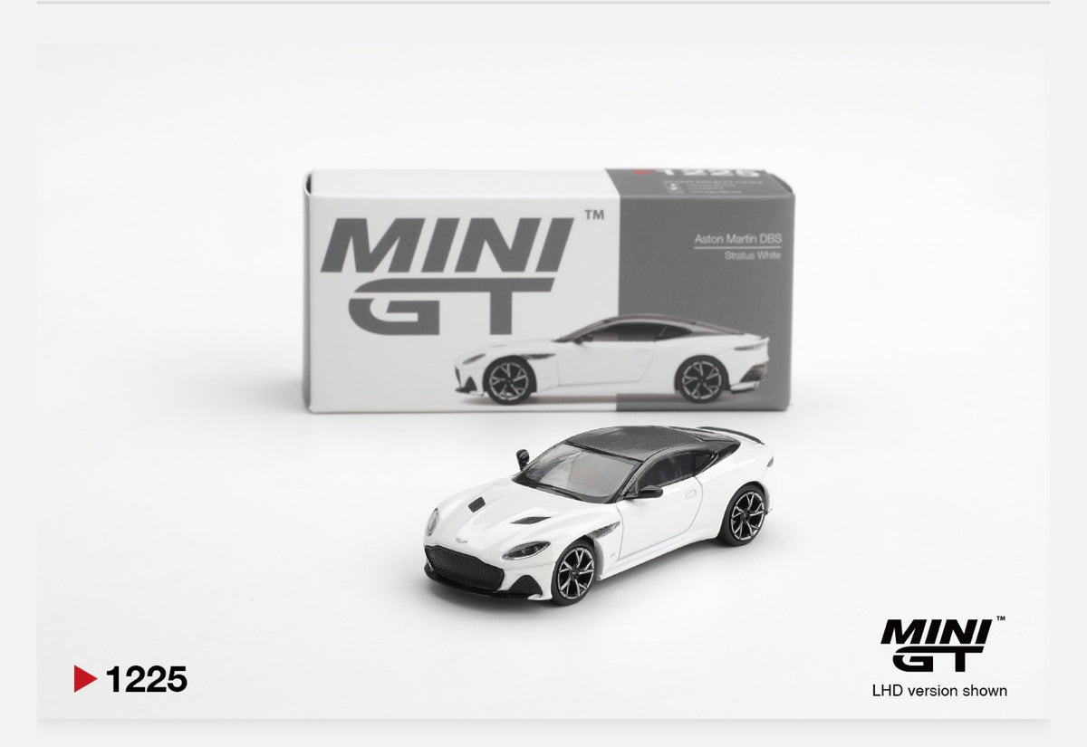 MiniGT 1:64 Aston Martin DBS - Stratus White #1225