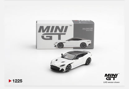 MiniGT 1:64 Aston Martin DBS - Stratus White #1225