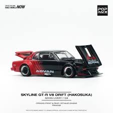 Pop Race 1:64 Nissan Skyline GT-R V8 Drift Hakosuka - Advan Racing