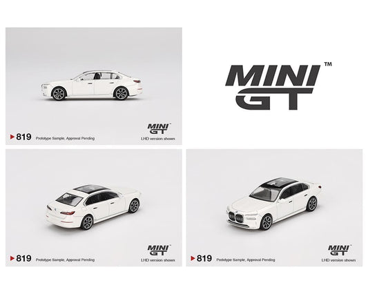 MiniGT 1:64 BMW i7 xDrive60 – Mineral White – #819