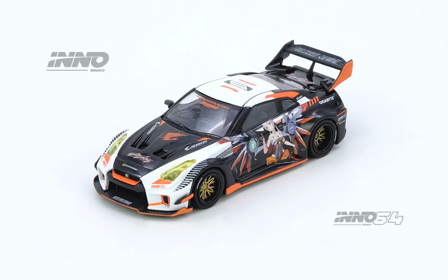 Inno64 X Aorus 1:64 Nissan GT-R R35 Widebody