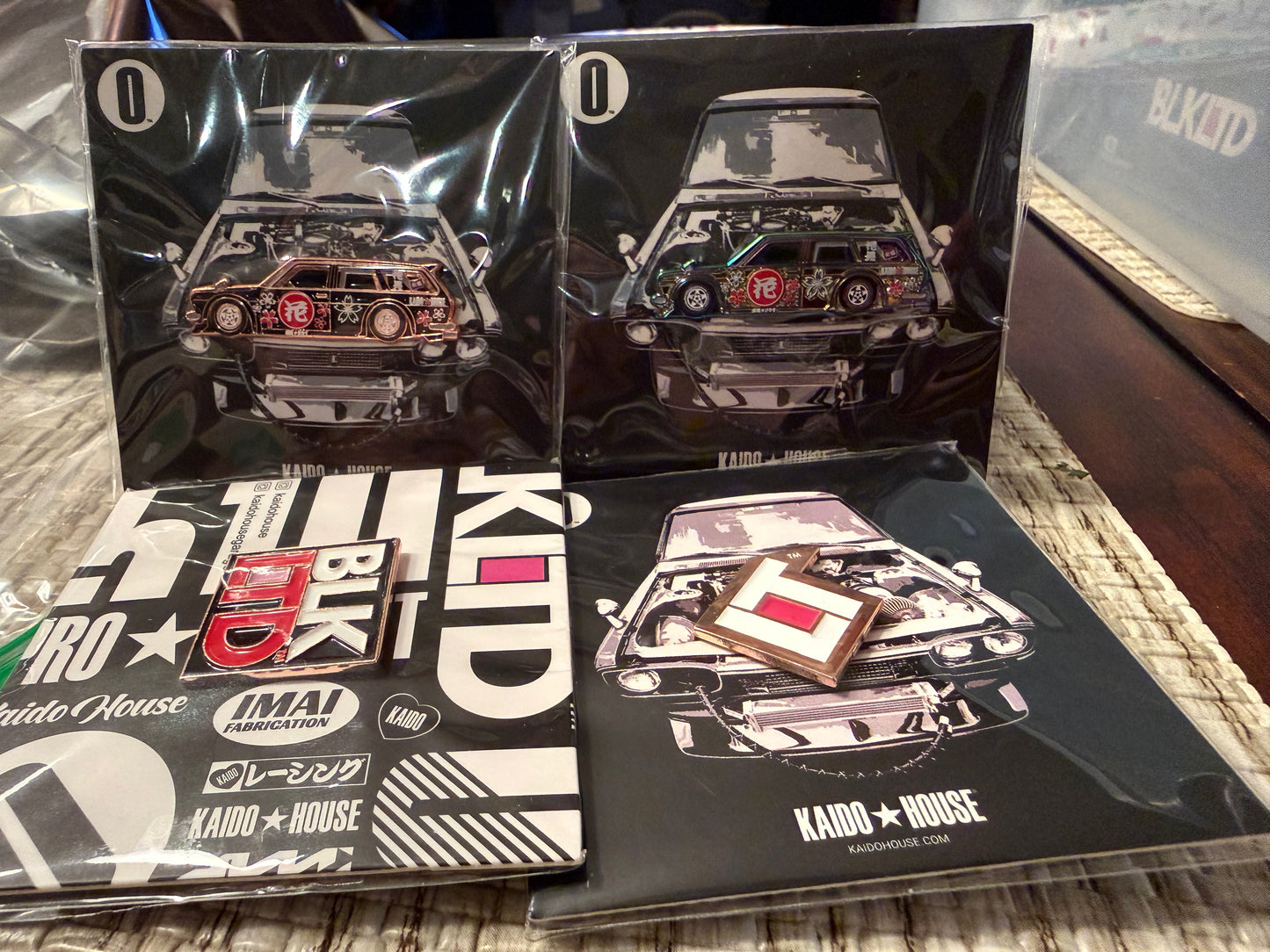 Kaido House 1:64 BLKLTD JDM5 Datsun KAIDO 510 Wagon Hanami Black Limited With Pins - KHMG015