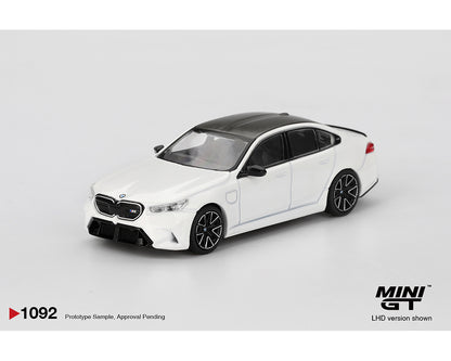 MiniGT 1:64 BMW M5 – Alpine White #1092