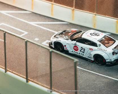 Tarmac Works 1:64 LB-Works Nissan GT-R R35 type 2 With Oil Can – White