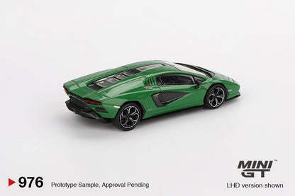 MiniGT 1:64 Lamborghini Countach LPI 800-4 Verde Medio #976