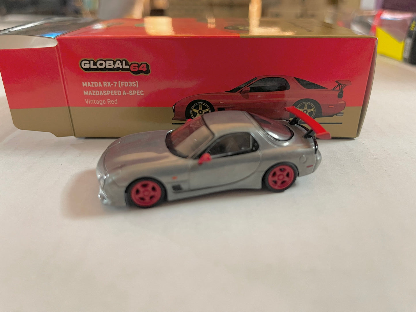 Tarmac Works 1:64 Mazda RX-7 (FD3S) Hong Kong Special Edition Red Global64 *CHASE*