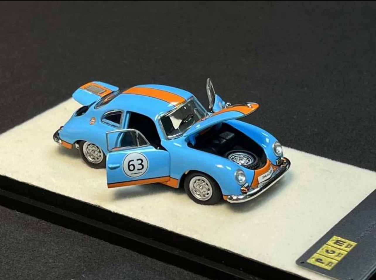 PGM 1:64 Porsche 356 - Gulf