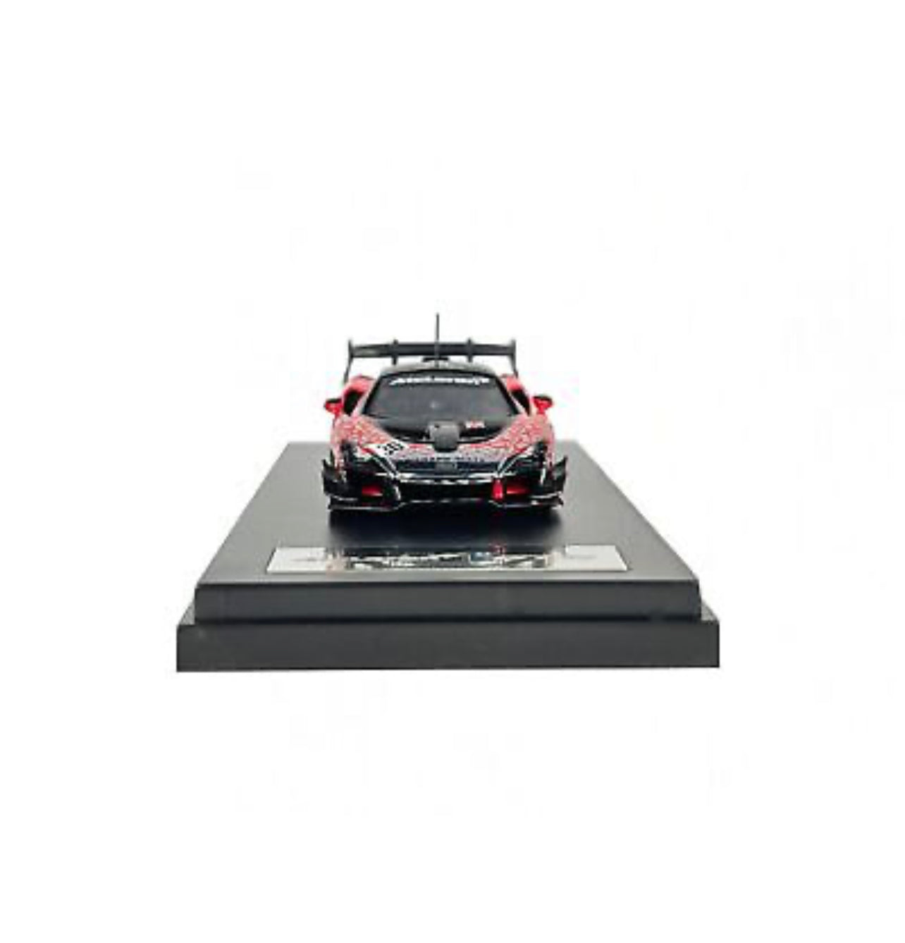 LCD Models 1:64 McLaren Senna GTR - Red