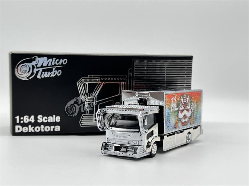 Micro Turbo 1:64 Dekotora Truck Gull-Wing Chrome Silver