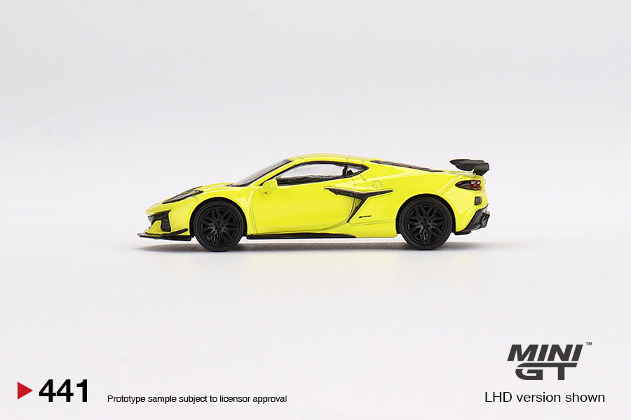 MiniGT 1:64 2023 Chevrolet Corvette Z06 Accelerate Yellow – MiJo Exclusive #441