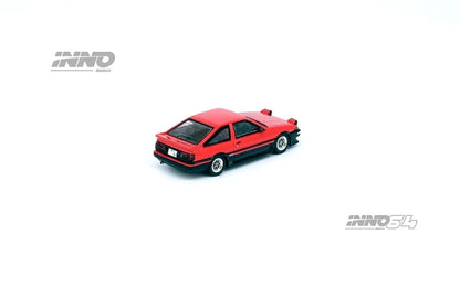 Inno64 1:64 Toyota Sprinter Trueno AE86 Red