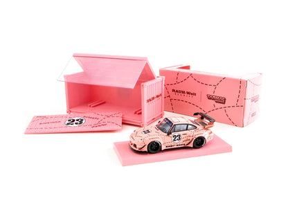 Tarmac Works 1:64 RWB 993 Sopranos “Pink Pig” With Container - Hobby64