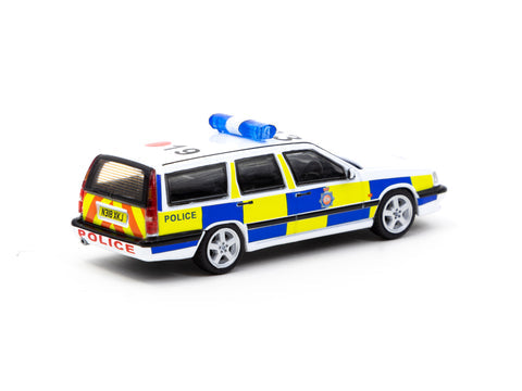 Tarmac Works 1:64 Volvo 850 Estate Police Car - Hobby64