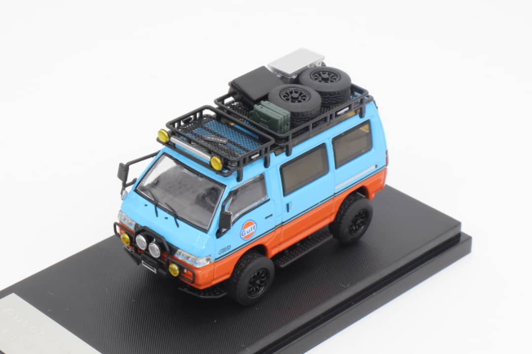 Autobots Models 1:64 Delica The 3rd Star Wagon 4x4 Gulf Limited 1000pcs