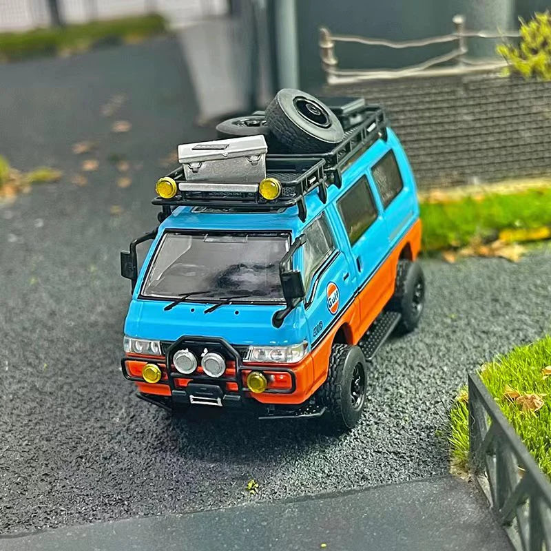 Autobots Models 1:64 Delica The 3rd Star Wagon 4x4 Gulf Limited 1000pcs