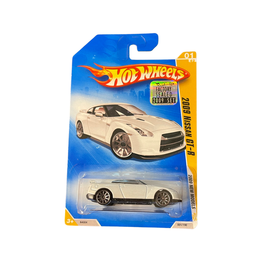 Hot Wheels 2009 Mainline 2009 Nissan GT-R White Factory Sealed