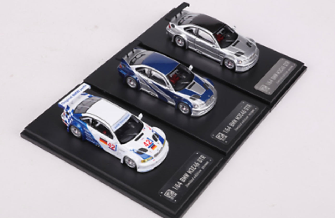 DCM 1:64 BMW M3 E46 GTR - 3 Styles