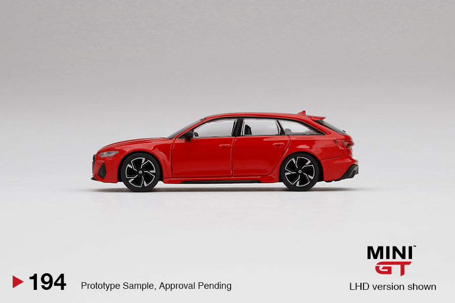 MiniGT 1:64 Audi RS 6 Avant Carbon Black Edition Tango Red #194